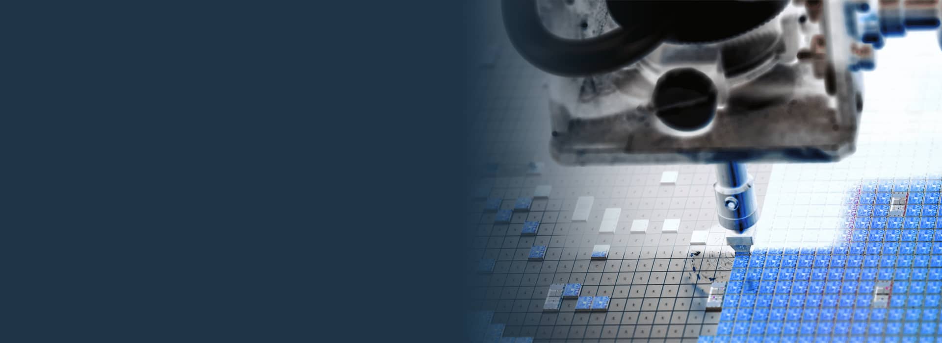 Industrielle Fertigungsanlage mit Präzisionswerkzeug als Symbol für technologische Pionierarbeit