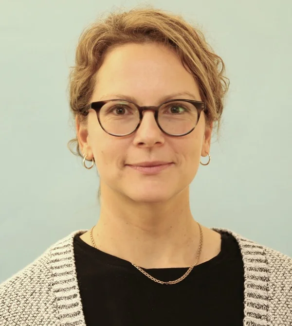 Porträt von Dr. Sophia Schubert, Projektmanagerin bei House of PM